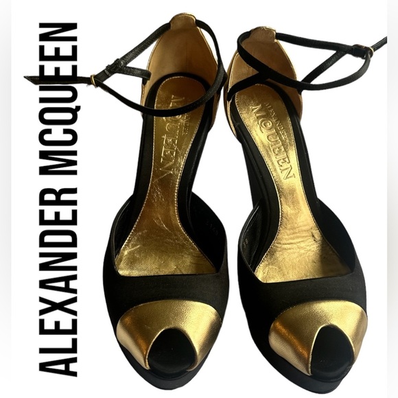 ALEXANDER MCQUEEN black gold peep toe silk satin - Picture 1 of 8